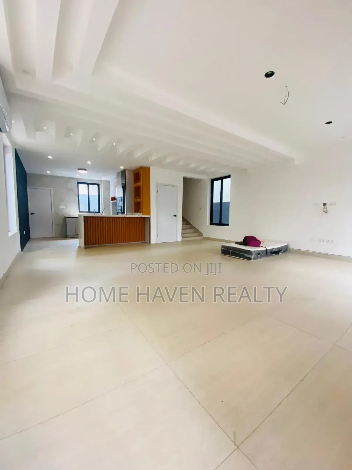 4bdrm House in Abelemkpe for sale