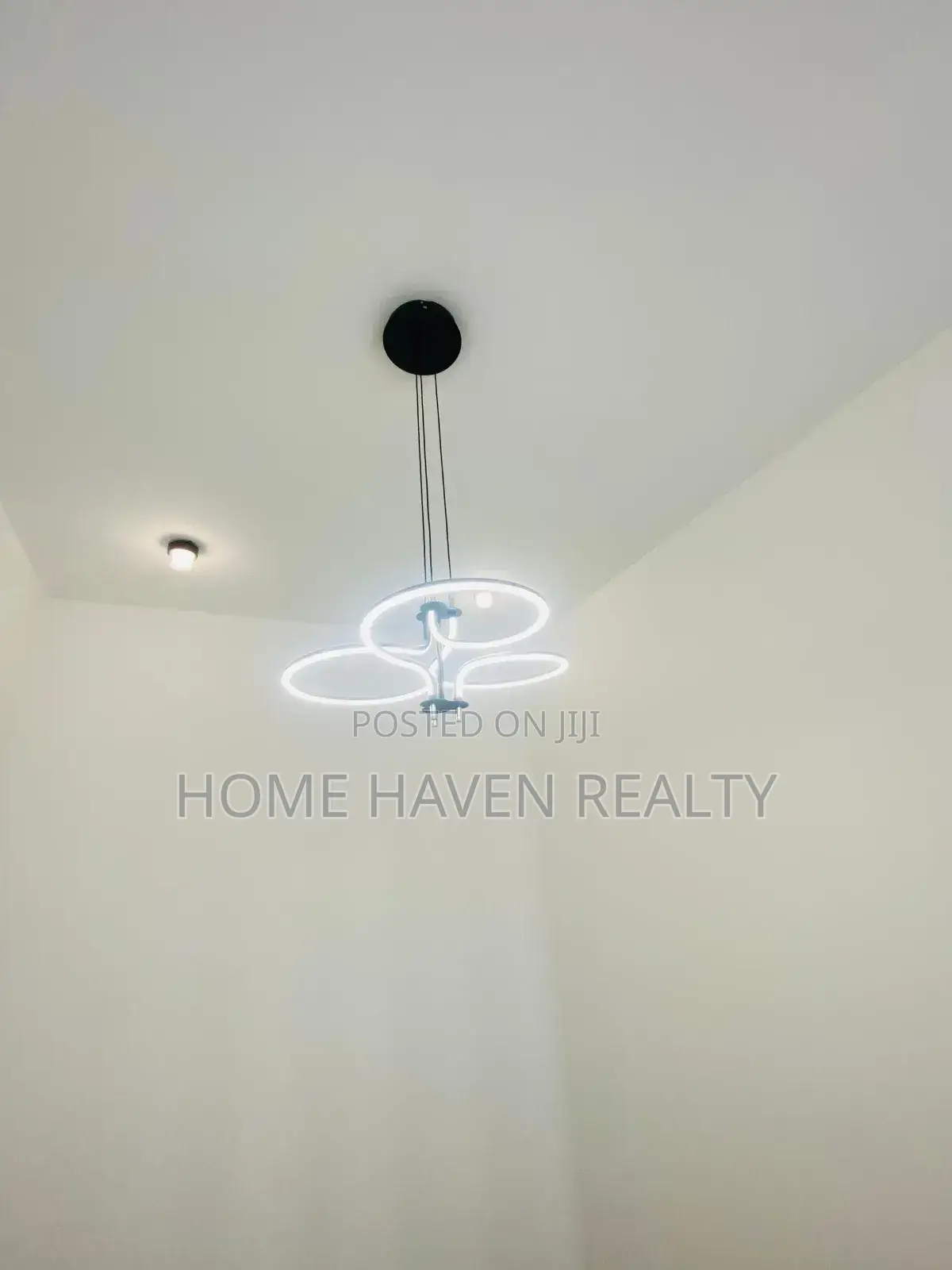 4bdrm House in Abelemkpe for sale