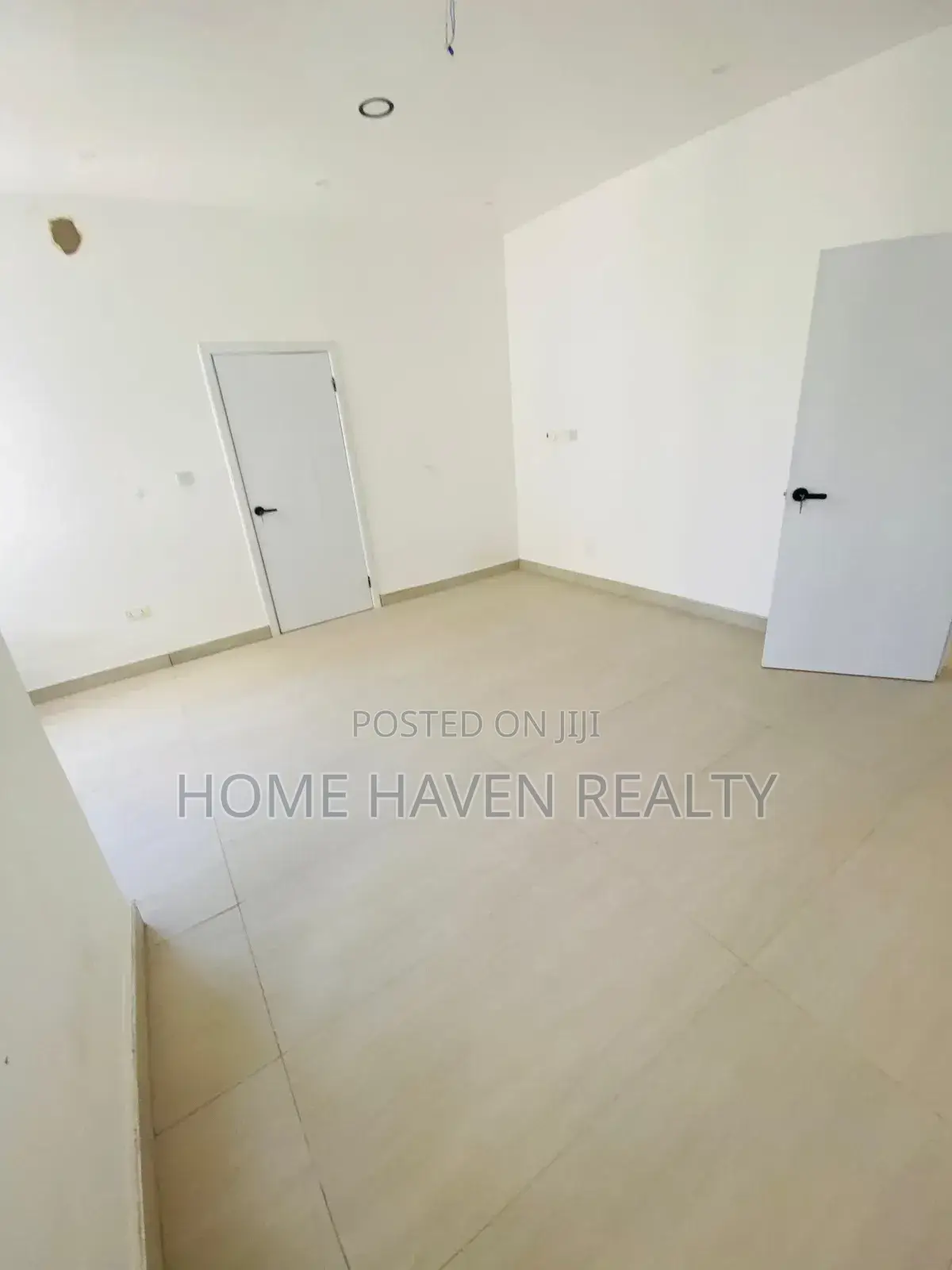 4bdrm House in Abelemkpe for sale