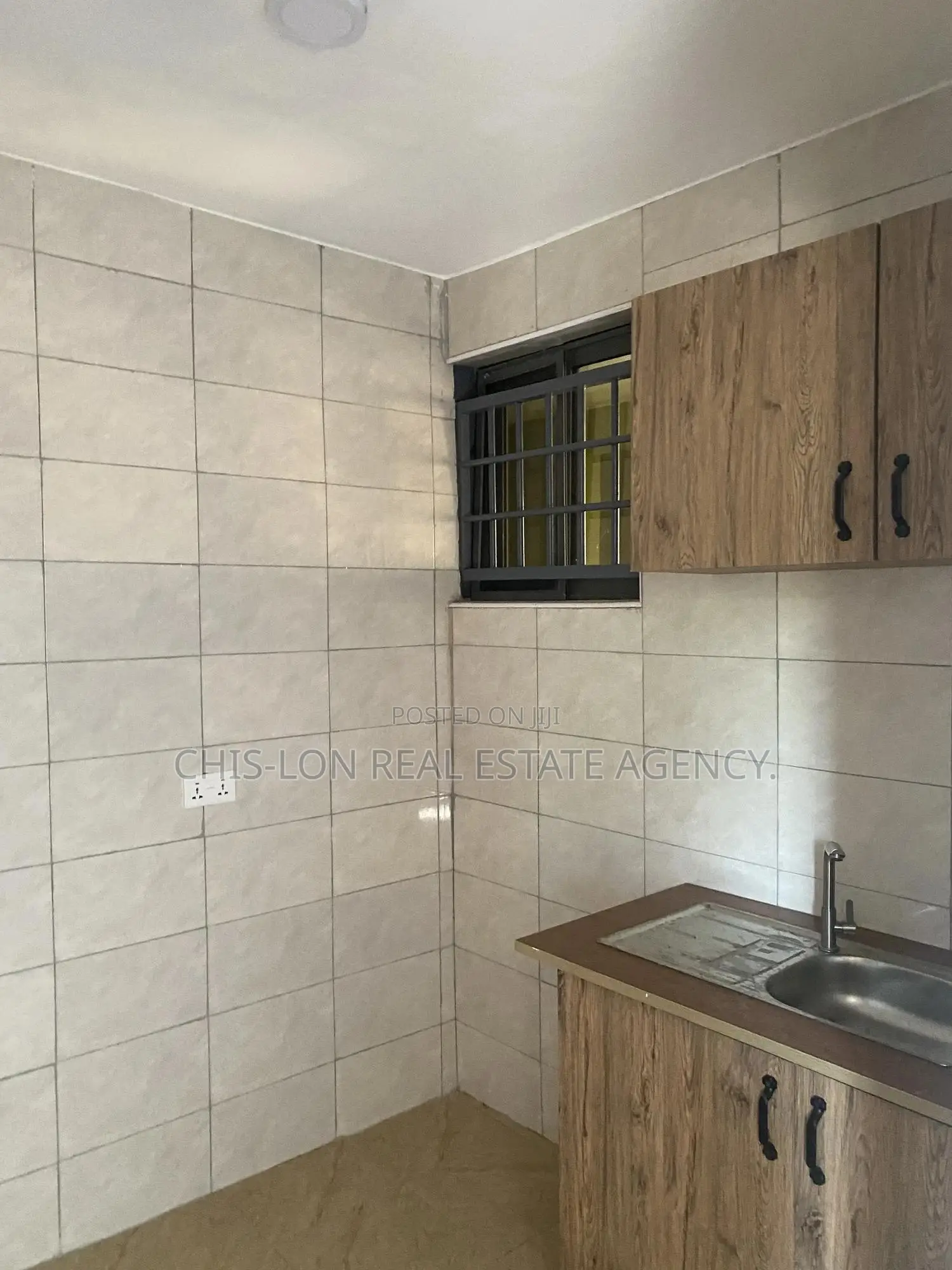 1bdrm Apartment in Kasoa Tuba Road, Toll Booth for rent