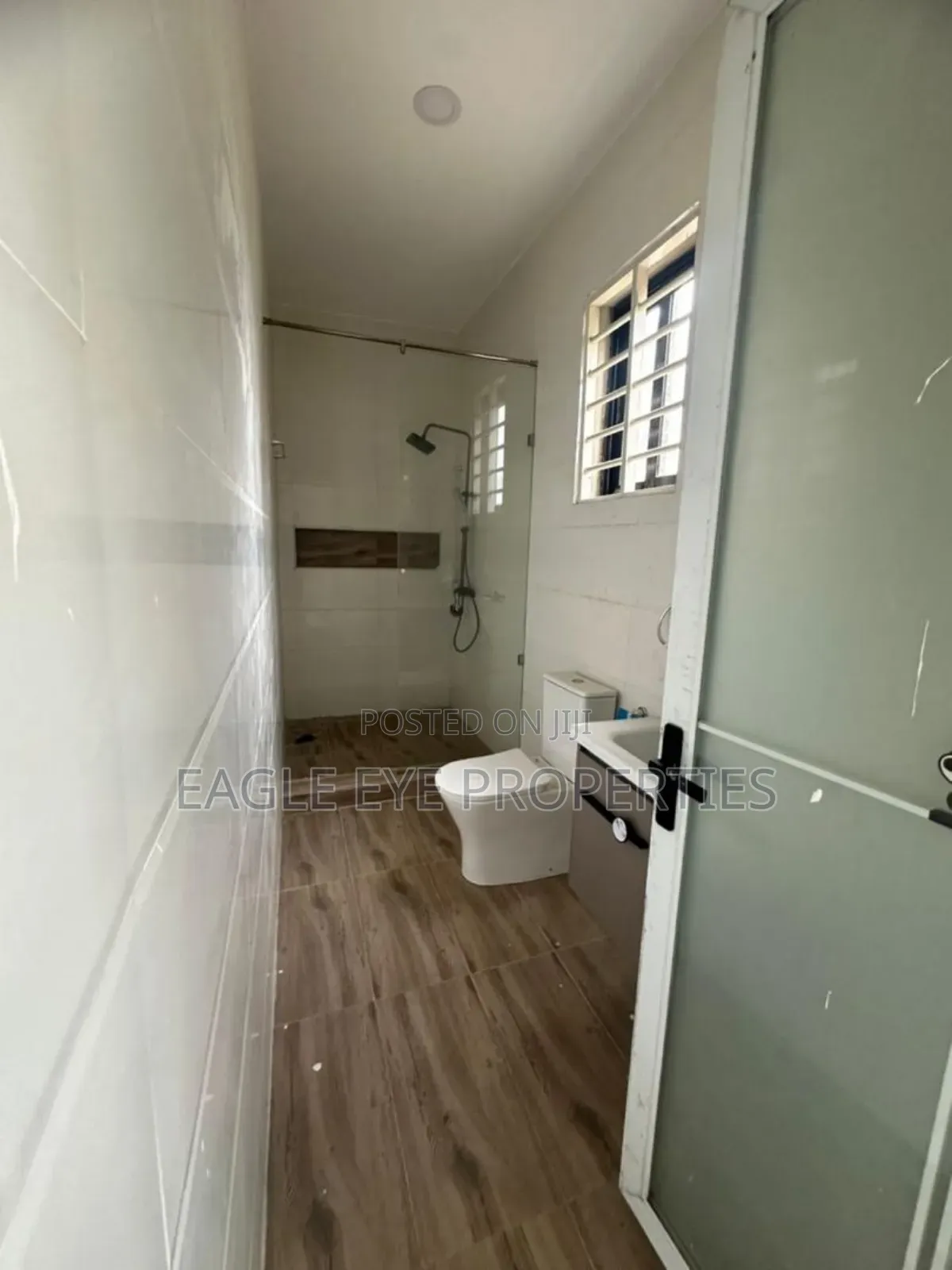 4bdrm House in Sakumono for sale