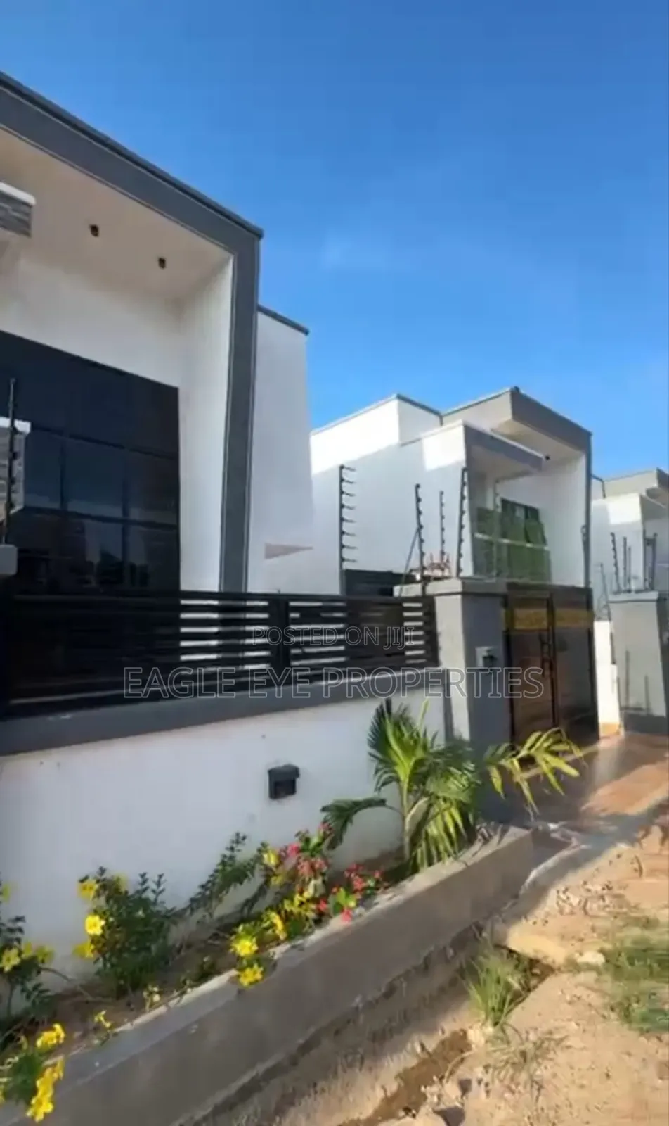 4bdrm House in Sakumono for sale