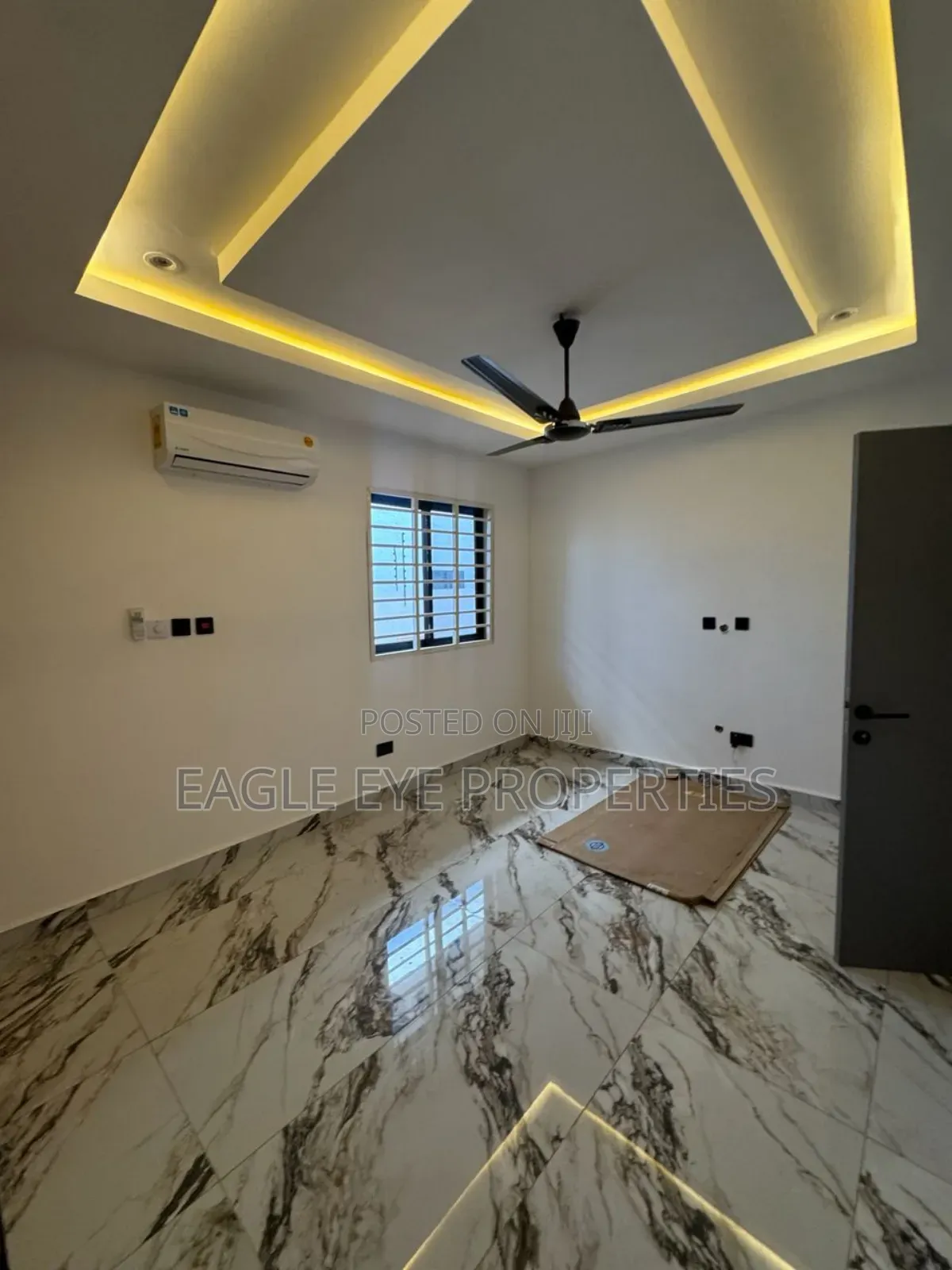 4bdrm House in Sakumono for sale