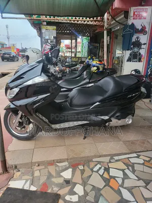 Yamaha Majesty 2010 Black