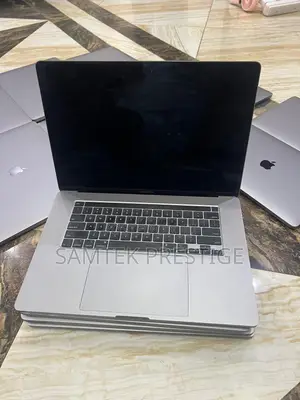 Laptop Apple MacBook Pro 2019 16GB Intel Core i7 SSD 512GB