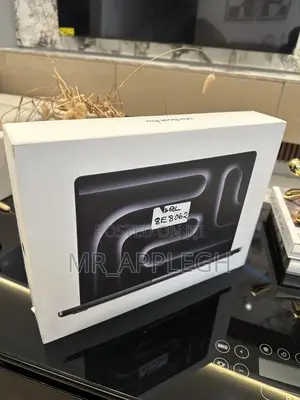New Laptop Apple MacBook Pro 2025 M5 16GB Apple M5 SSD 1T