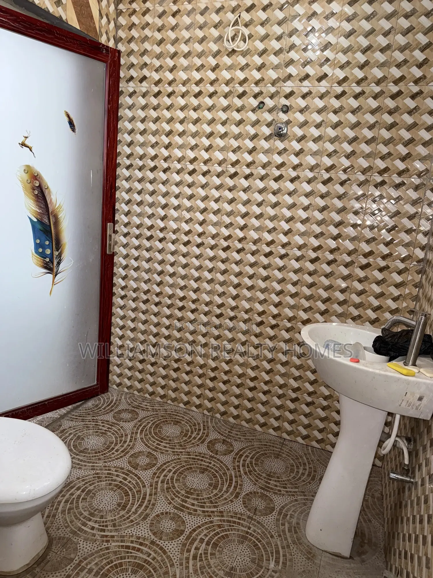 1bdrm Apartment in Hfc Estate Area, Spintex for rent