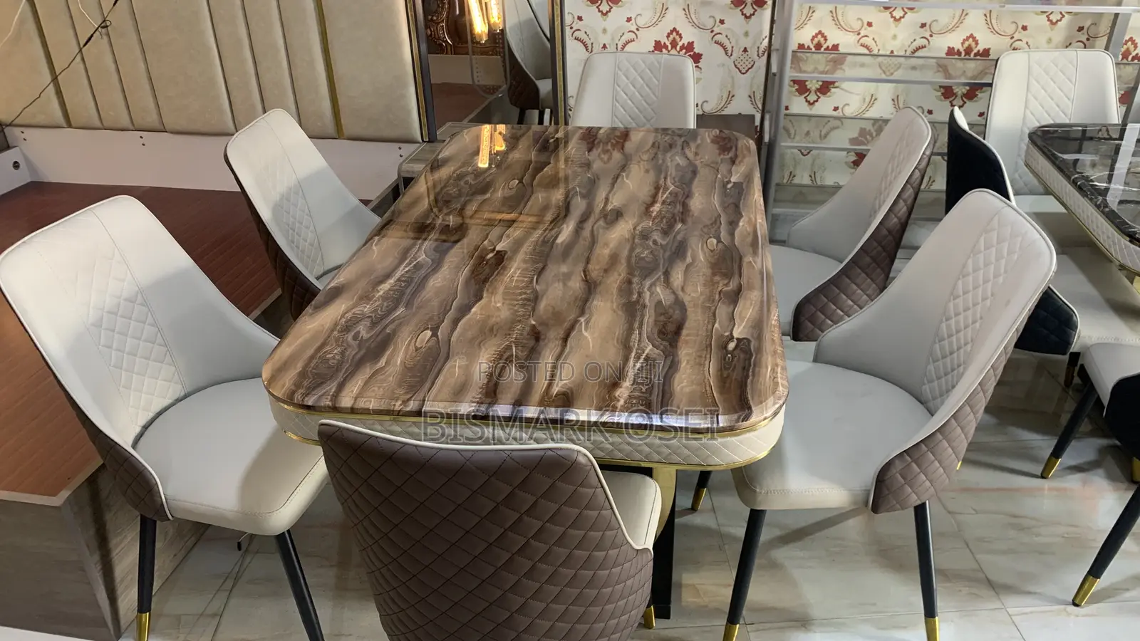 A Royal 6 Seater Dining Set