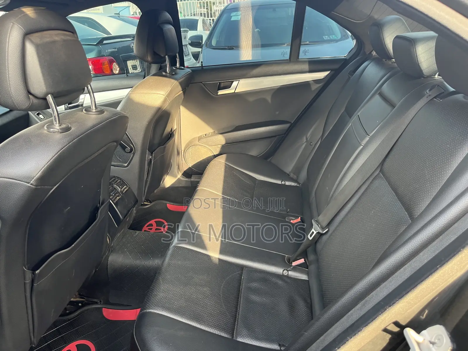 Mercedes-Benz C250 2014 Black