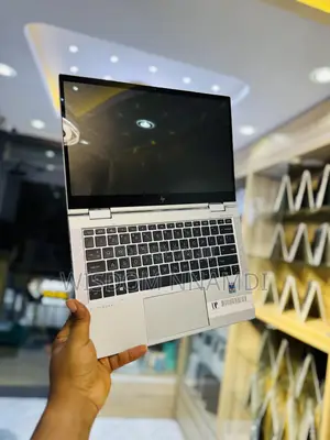 Laptop HP EliteBook 830 G8 32GB Intel Core i7 SSD 512GB