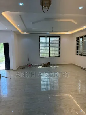 4bdrm House in Community 18 Spintex for sale