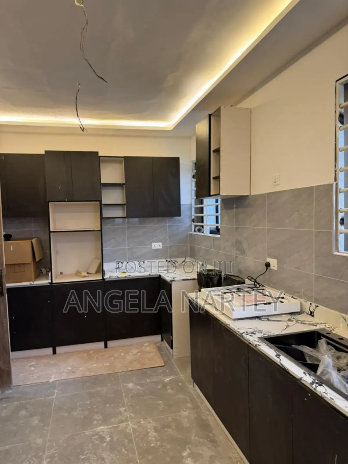 4bdrm House in Community 18 Spintex for sale