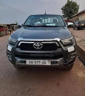Rent a Pickup Truck Toyota Hilux Available Now!