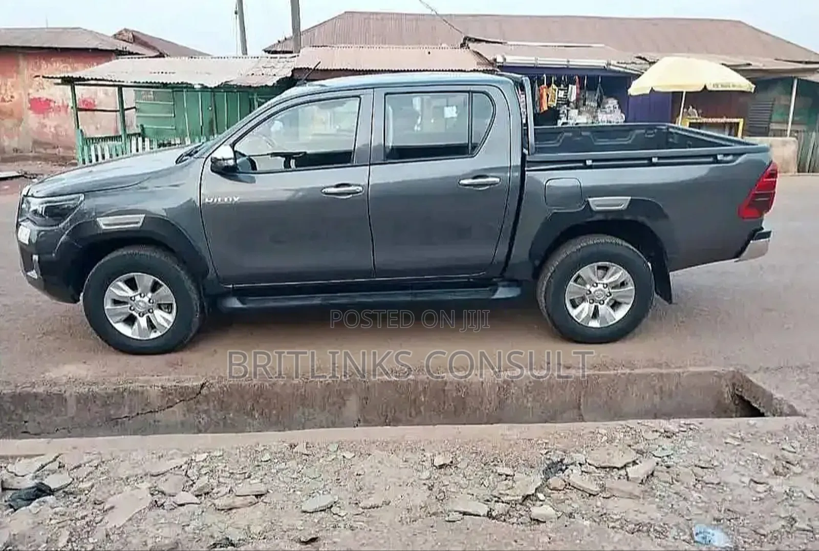 Rent a Pickup Truck Toyota Hilux Available Now!