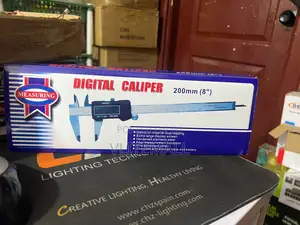 Digital Caliper 200mm (8)