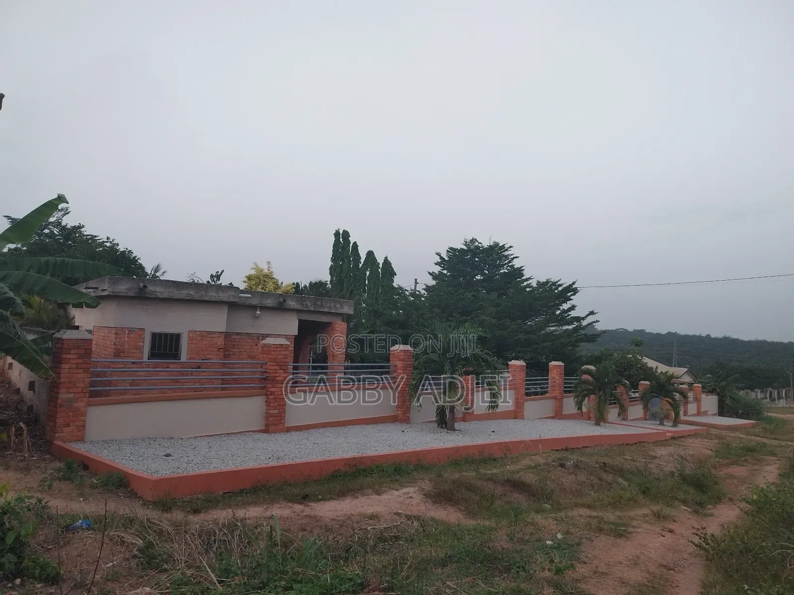 Furnished 6bdrm House in B - Estate, Ejisu-Juaben Municipal for sale
