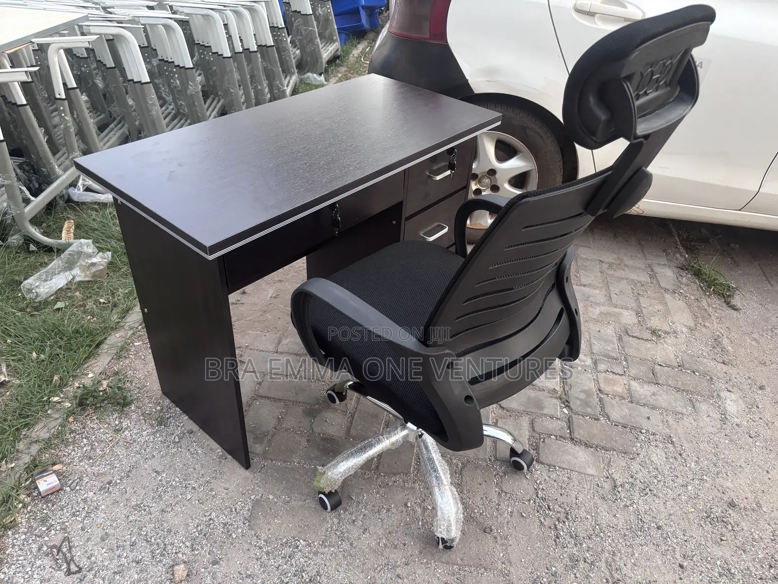 Compact Office Table