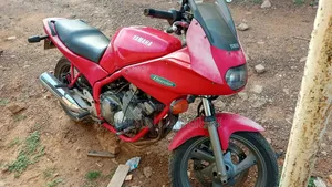 Yamaha 2000 Red