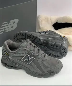 New Balance 1906 Candura Magnet