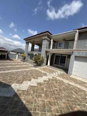 Furnished 8bdrm Apartment in Mr Justice Estate, Kasoa for sale