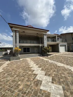 Furnished 8bdrm Apartment in Mr Justice Estate, Kasoa for sale