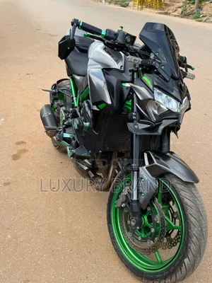 Kawasaki Z900 2023 Black