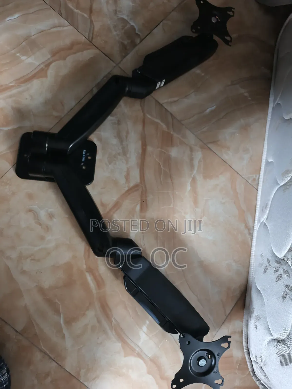 Wali Dual Monitor Wall Mount