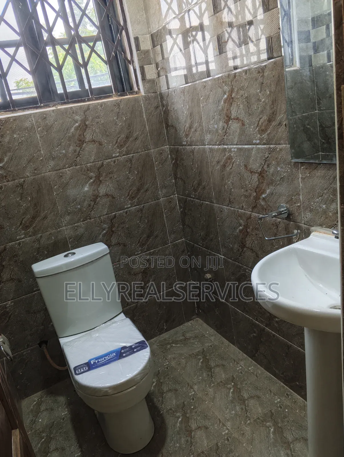 2bdrm Apartment in Ellyrealservices, Oyarifa for rent