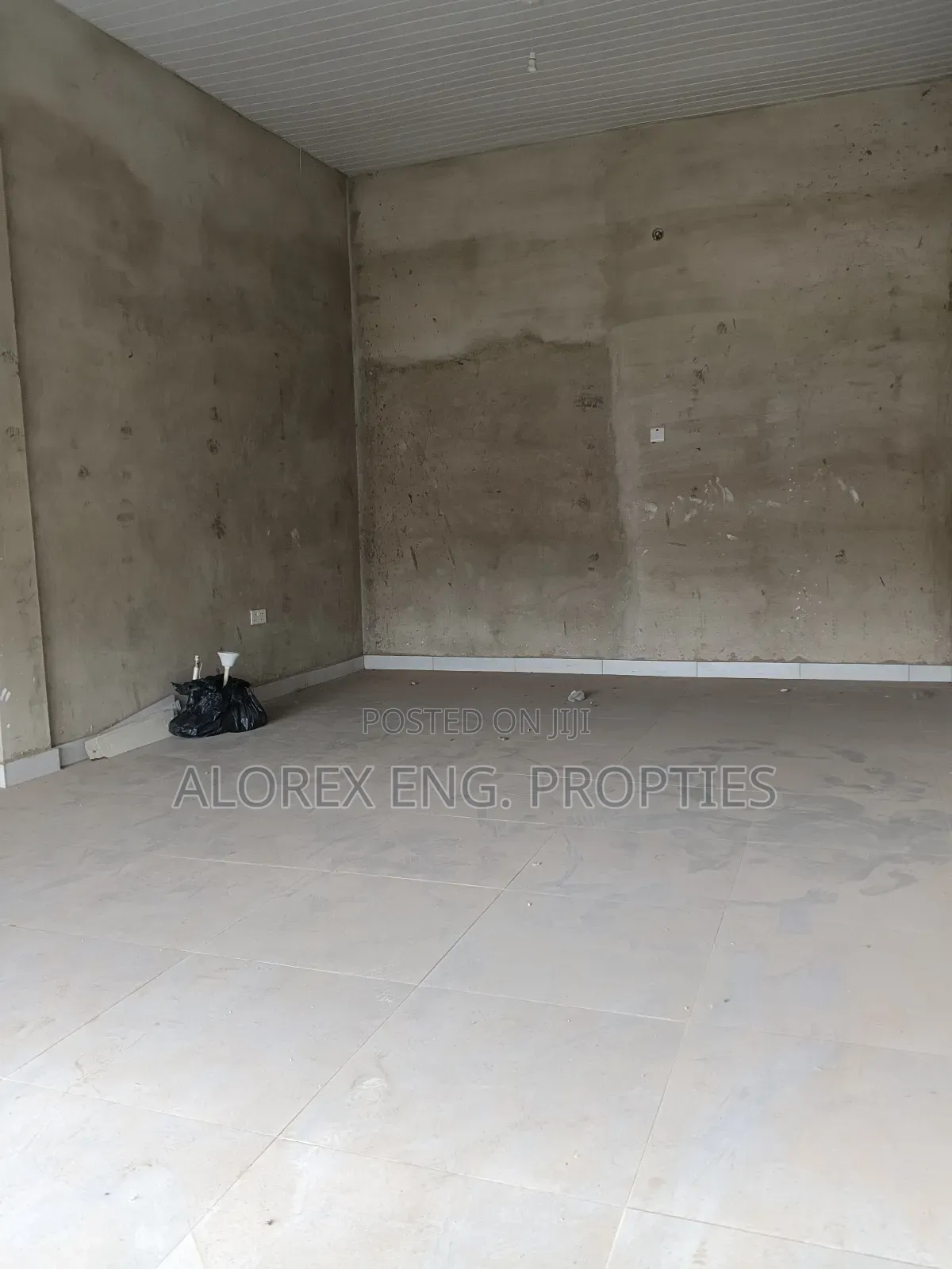 Shop for Rent at Oyarifa