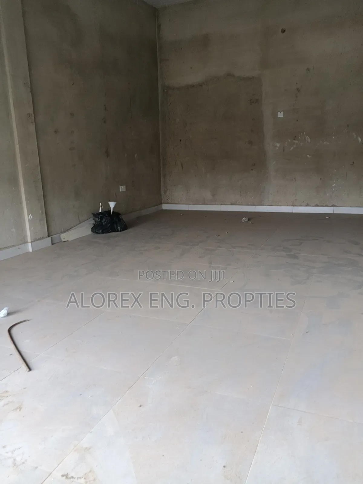 Shop for Rent at Oyarifa