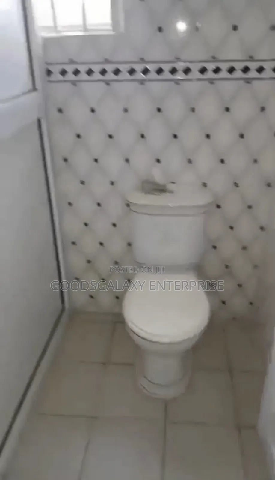 16 Bedroom Private Hospital / Can Be Converted Into School for Sale
