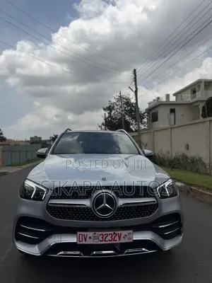 Mercedes-Benz GLE-Class GLE 350 4MATIC 2023 Silver