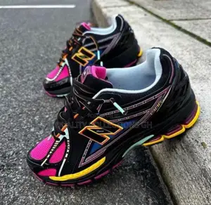 New Balance Neon Night