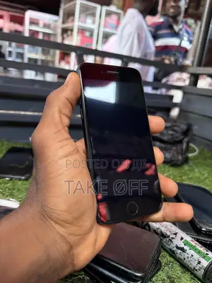 Apple iPhone 7 32 GB Black