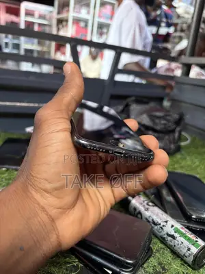 Apple iPhone 7 32 GB Black