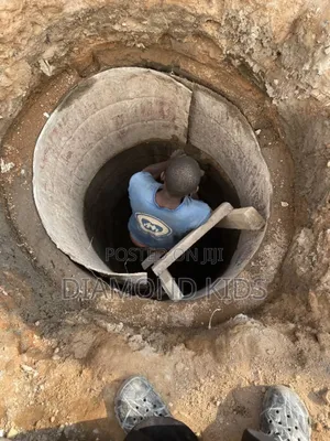 Digging Man Hole, Water Well, Soakaway, Round Hole Digging for Toilet