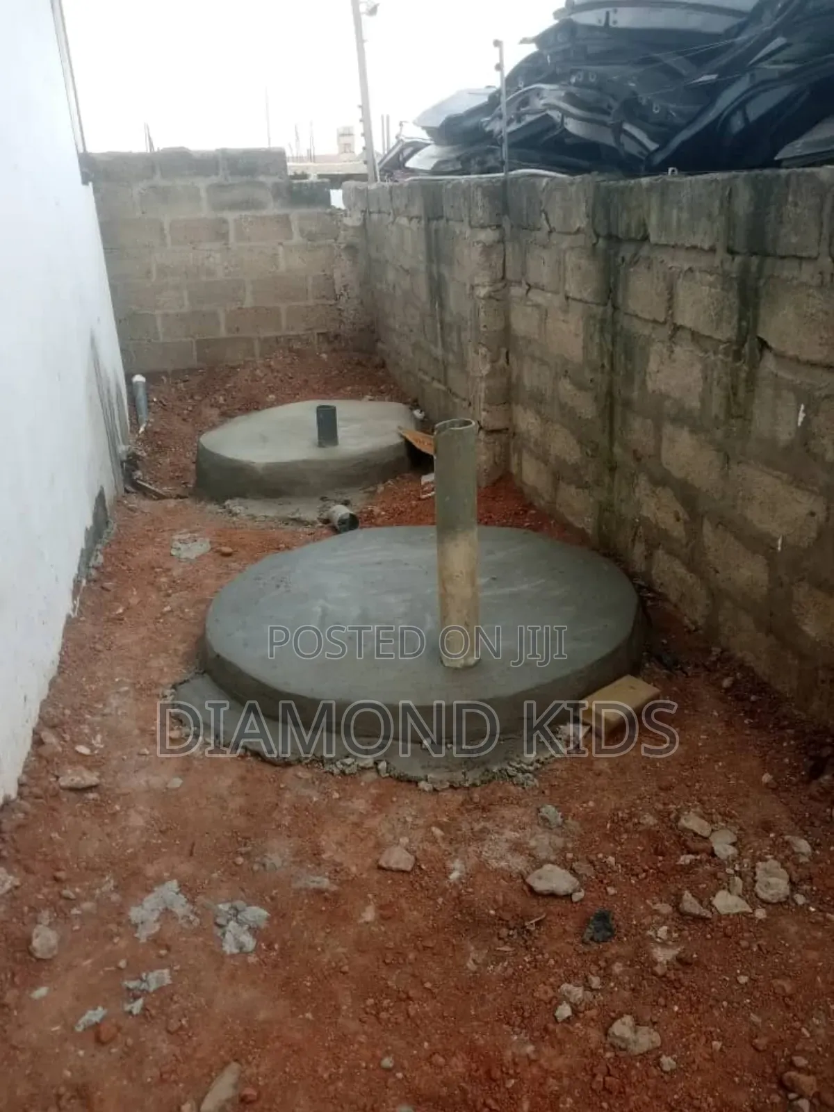 Digging Man Hole, Water Well, Soakaway, Round Hole Digging for Toilet