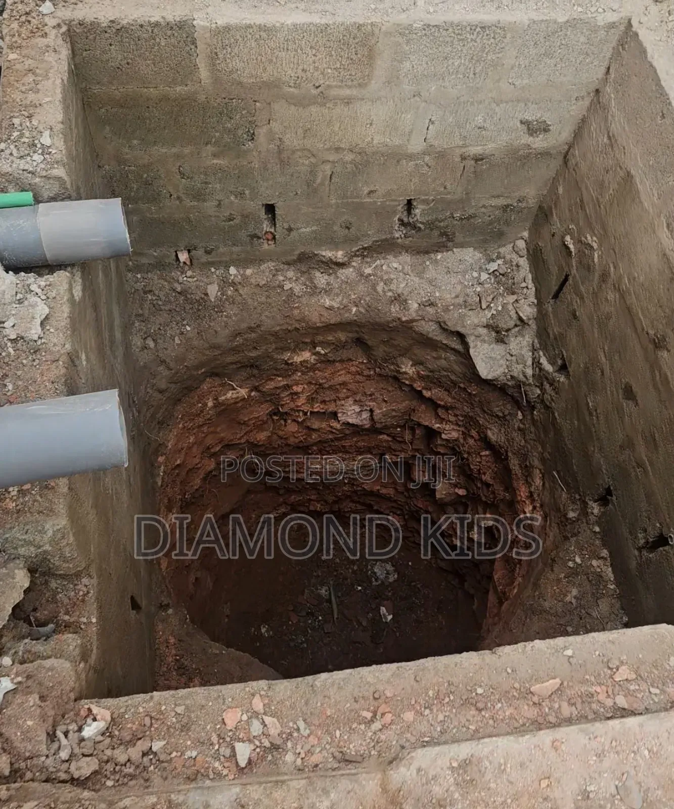 Digging Man Hole, Water Well, Soakaway, Round Hole Digging for Toilet