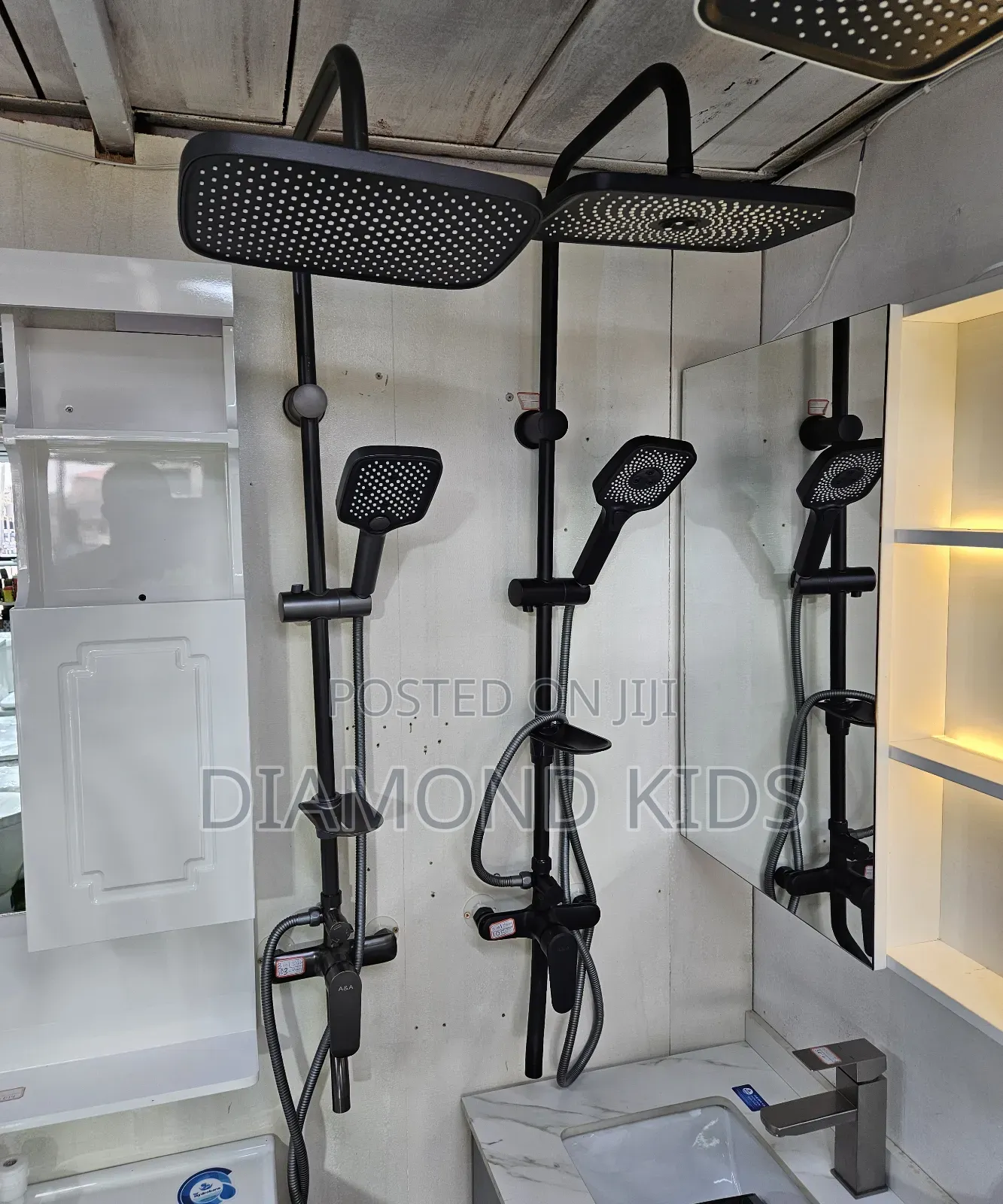 Kitchen Sink Tap and Shower