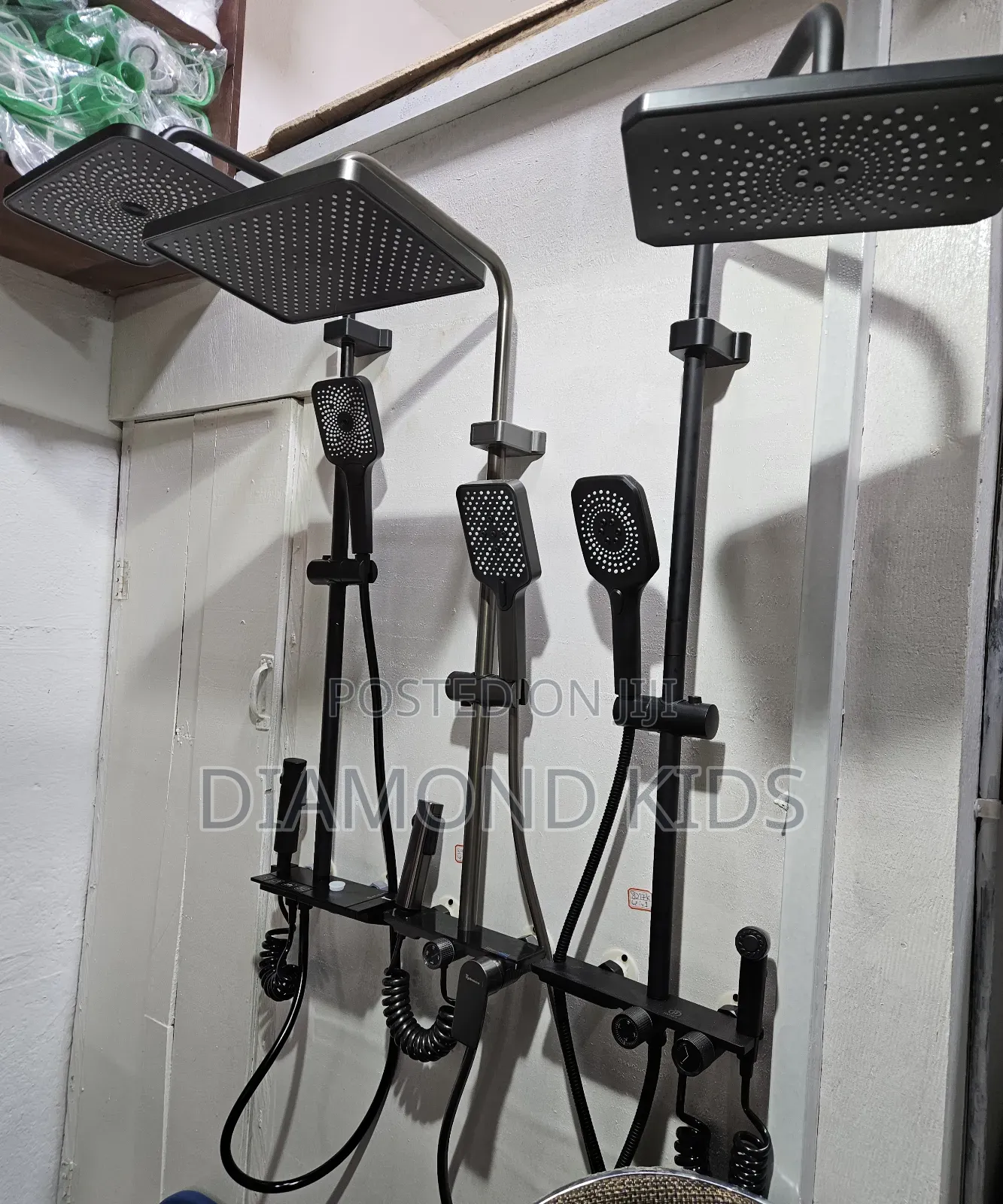 Kitchen Sink Tap and Shower