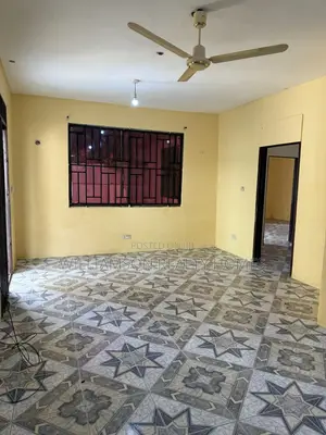 3bdrm Apartment in Hfc Estate Area, Spintex for rent