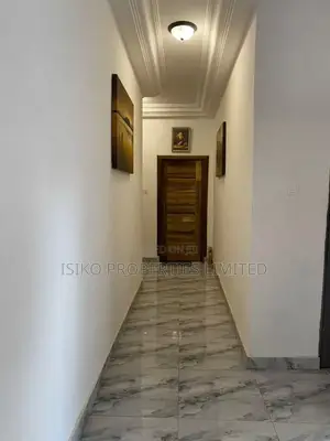 3 Bedrooms Furnished Studio Apartment in Vvilla Properties. Monthly