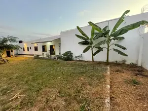 3 Bedrooms Furnished Studio Apartment in Vvilla Properties. Monthly