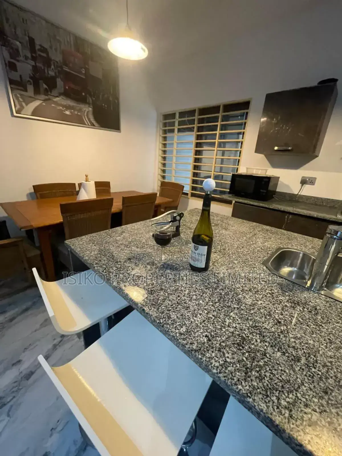 3 Bedrooms Furnished Studio Apartment in Vvilla Properties. Monthly