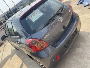 Toyota Yaris 2009 Gray
