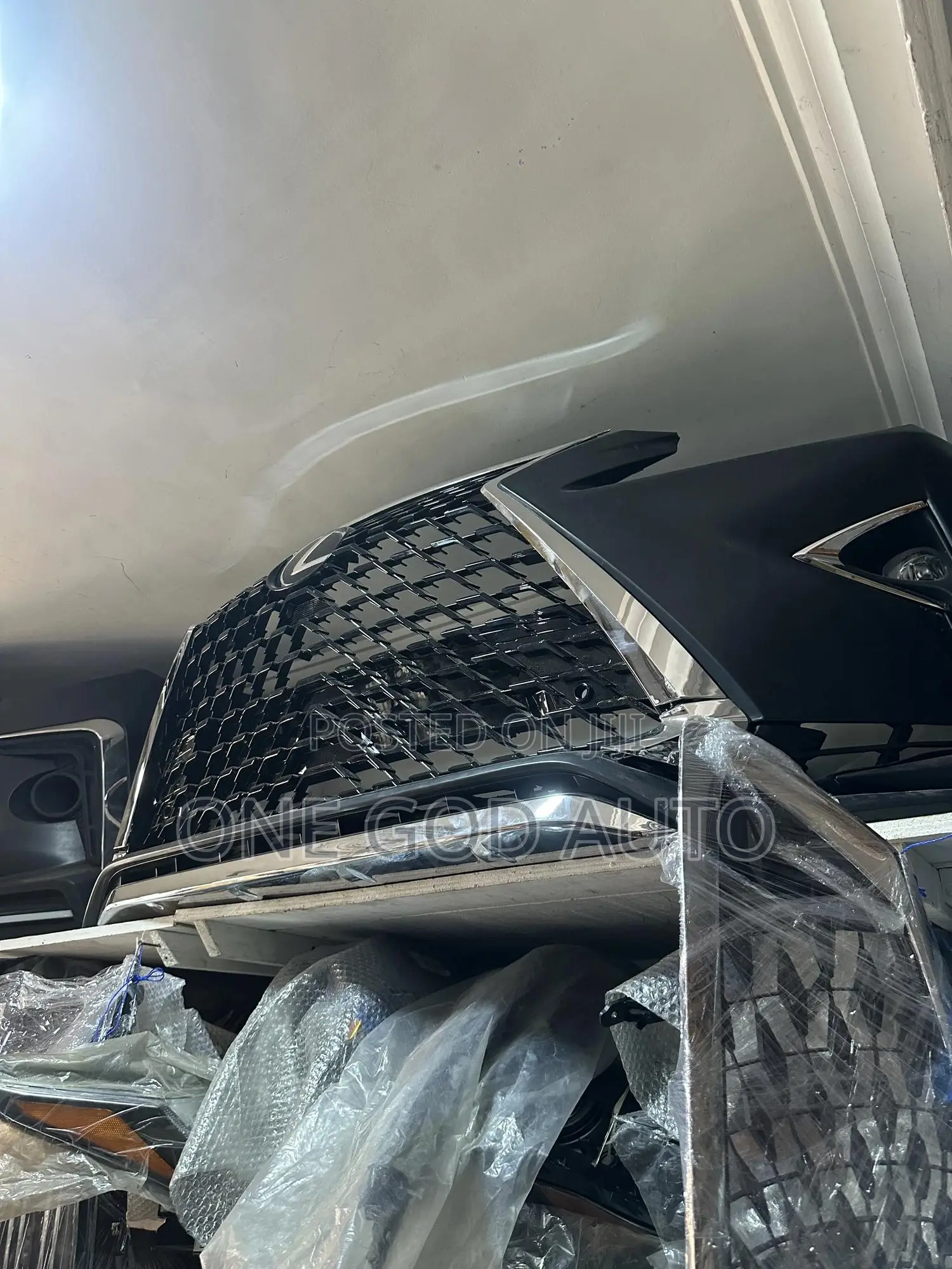 Lexus Rx 350 2017,2018,2019,2020,2021 Spec Bumper Front Completel