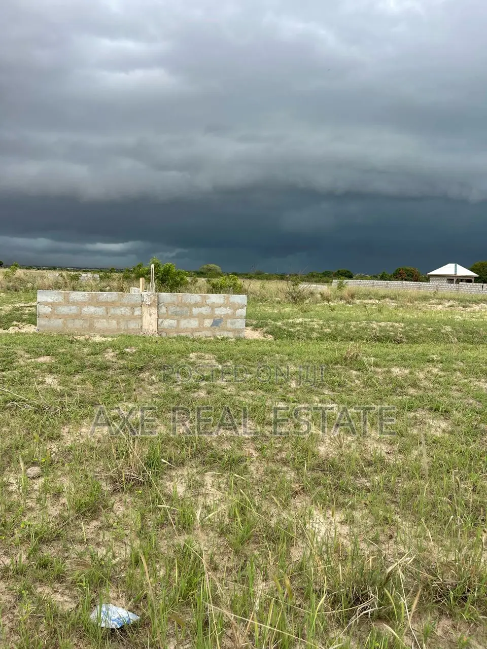 Best Prices on Estate Lands. Half Plot