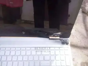 All Laptops Hinges Repair Instantly