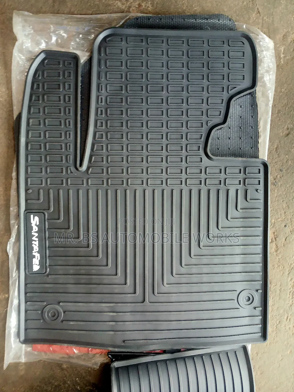 Hyundai Santa Fe Floor Mats (Carpet) 2012 To 2018