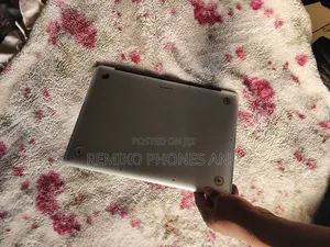 Laptop Apple MacBook Pro 2015 8GB Intel Core I5 SSD 128GB